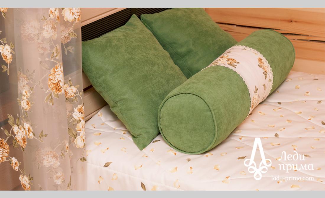 Романтичные подушки в спальню